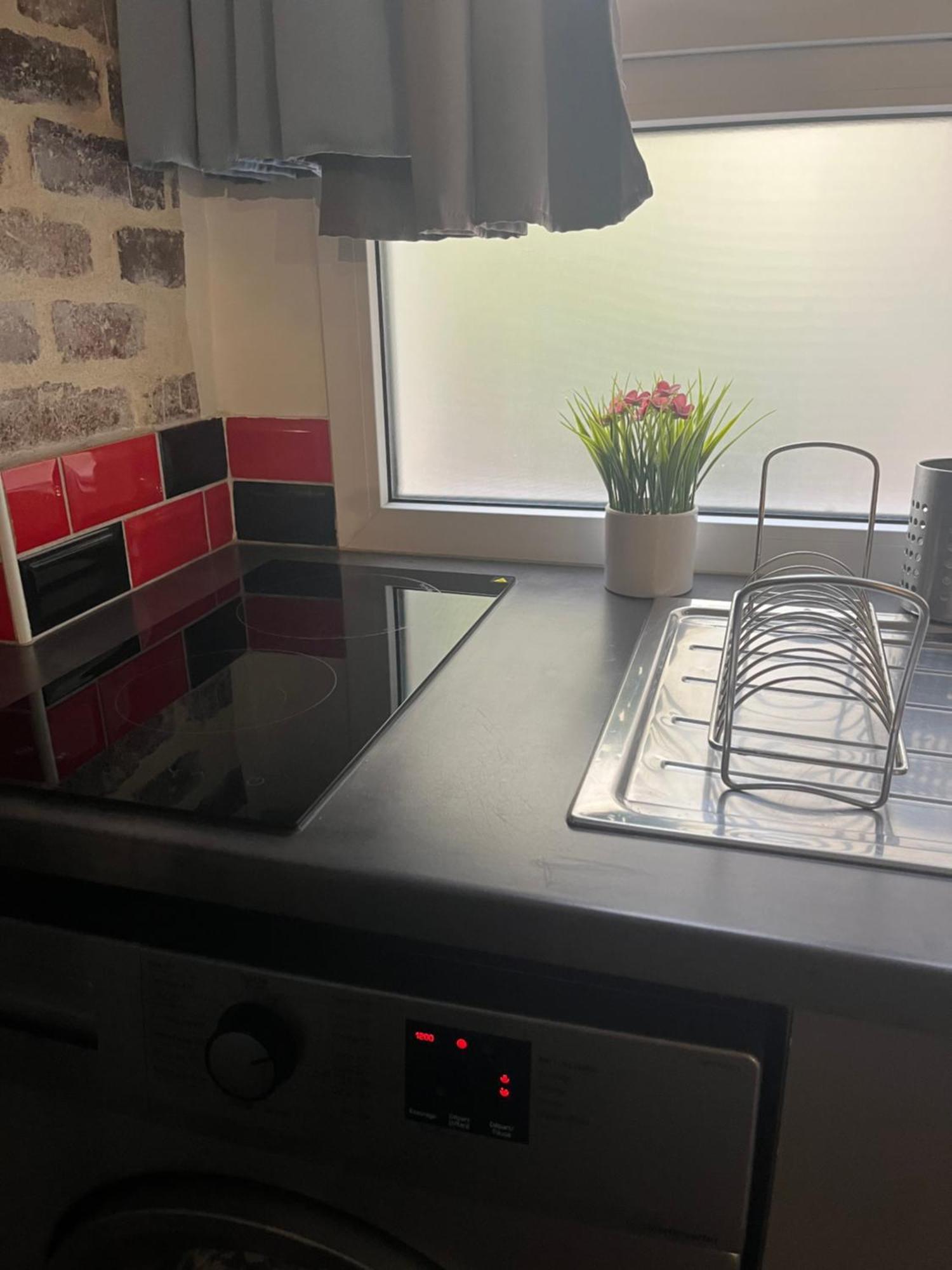 Appartamento Charmant Studio Fonctionnel Parigi Esterno foto